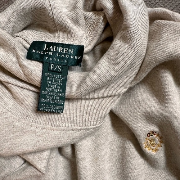 Gray Turtleneck Long Sleeve Top - Picture 3 of 5